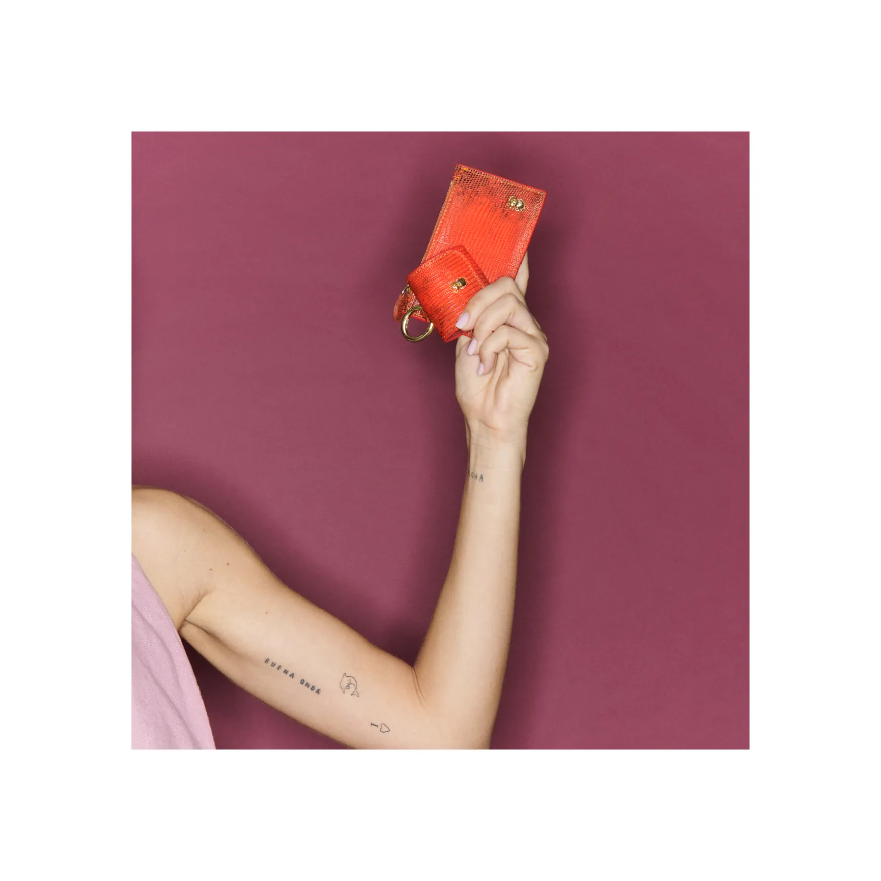 Cheap Claris Virot Etuis Airpods Jamie Lézard Orange goyave