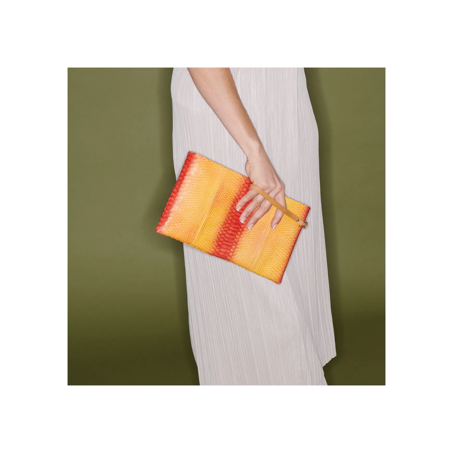 Store Claris Virot Pochette Lou Python orange rouge tatsu