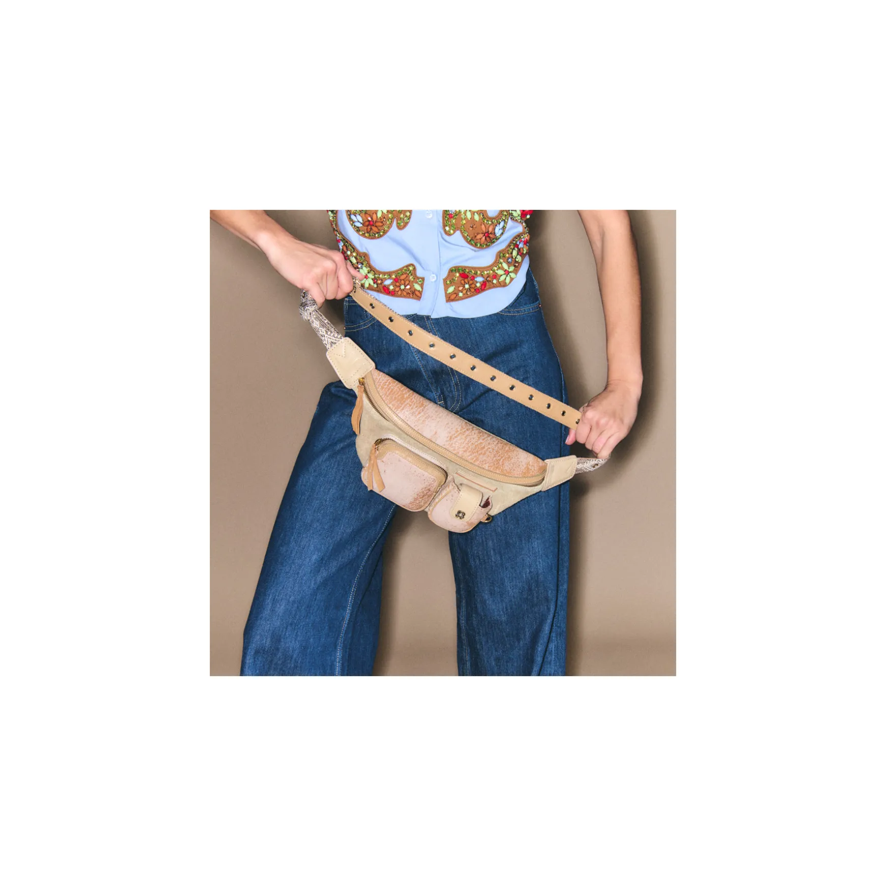 Shop Claris Virot Sac Banane Romeo Cuir Sable Blanc