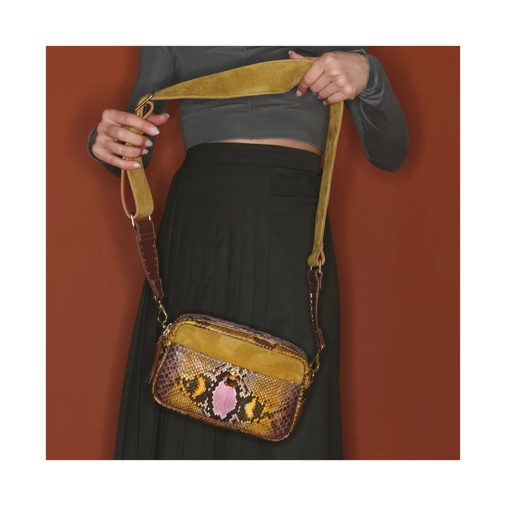 Sale Claris Virot Sac Lily Python peint main roche